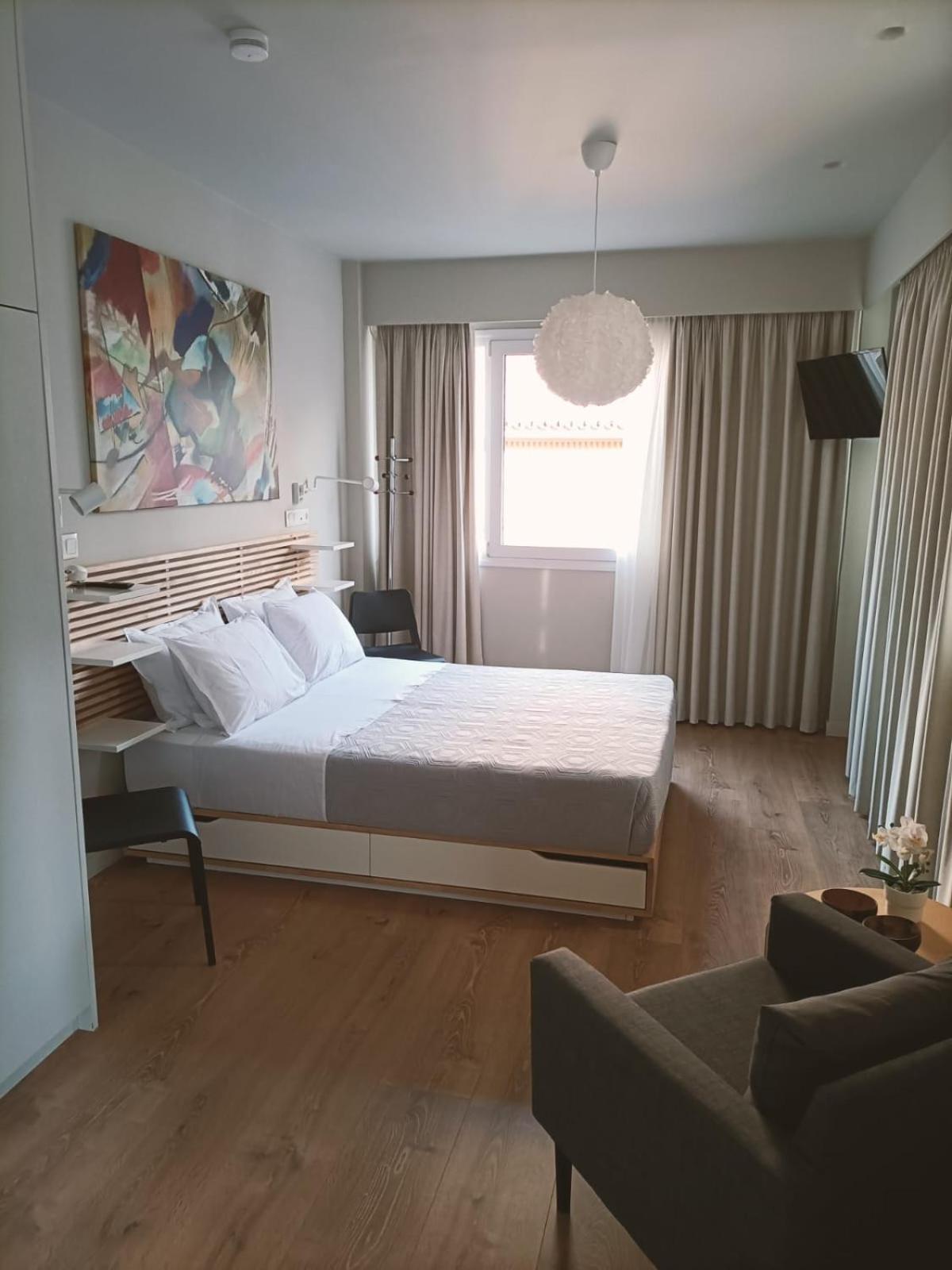 Historic Center Luxury Studio Apartment เอเธนส์ ภายนอก รูปภาพ
